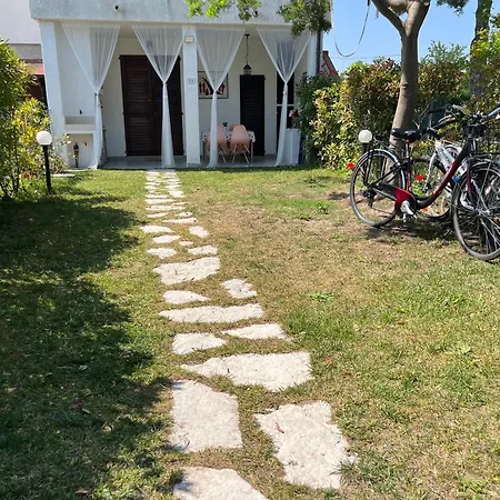 Casa In Prossimita Della 別荘